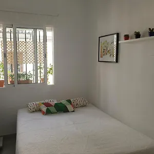  Appartement Apto. Planta Baja Y Cochera Barrio San Basilio